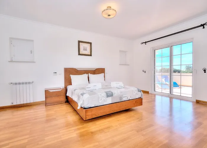 Amora Classic Villa