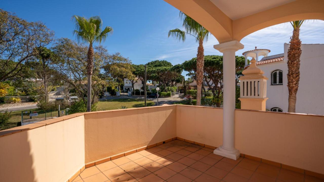 Amora Classic Villa *