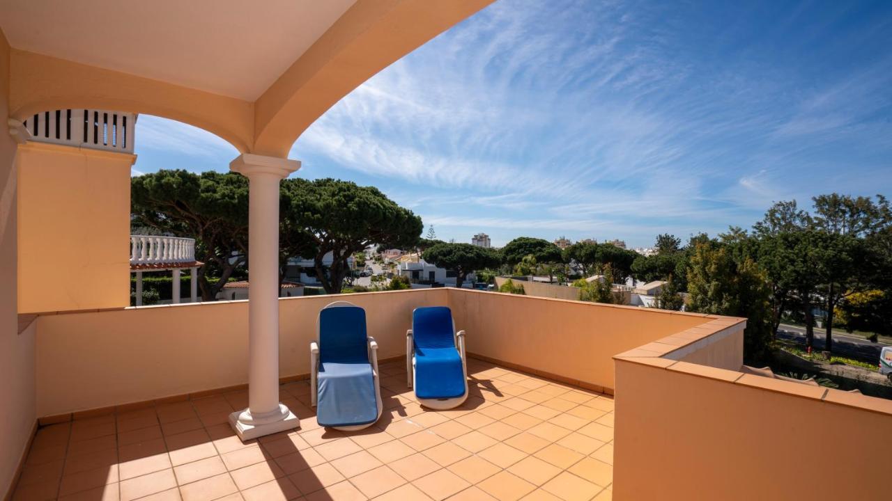 Amora Classic Villa *